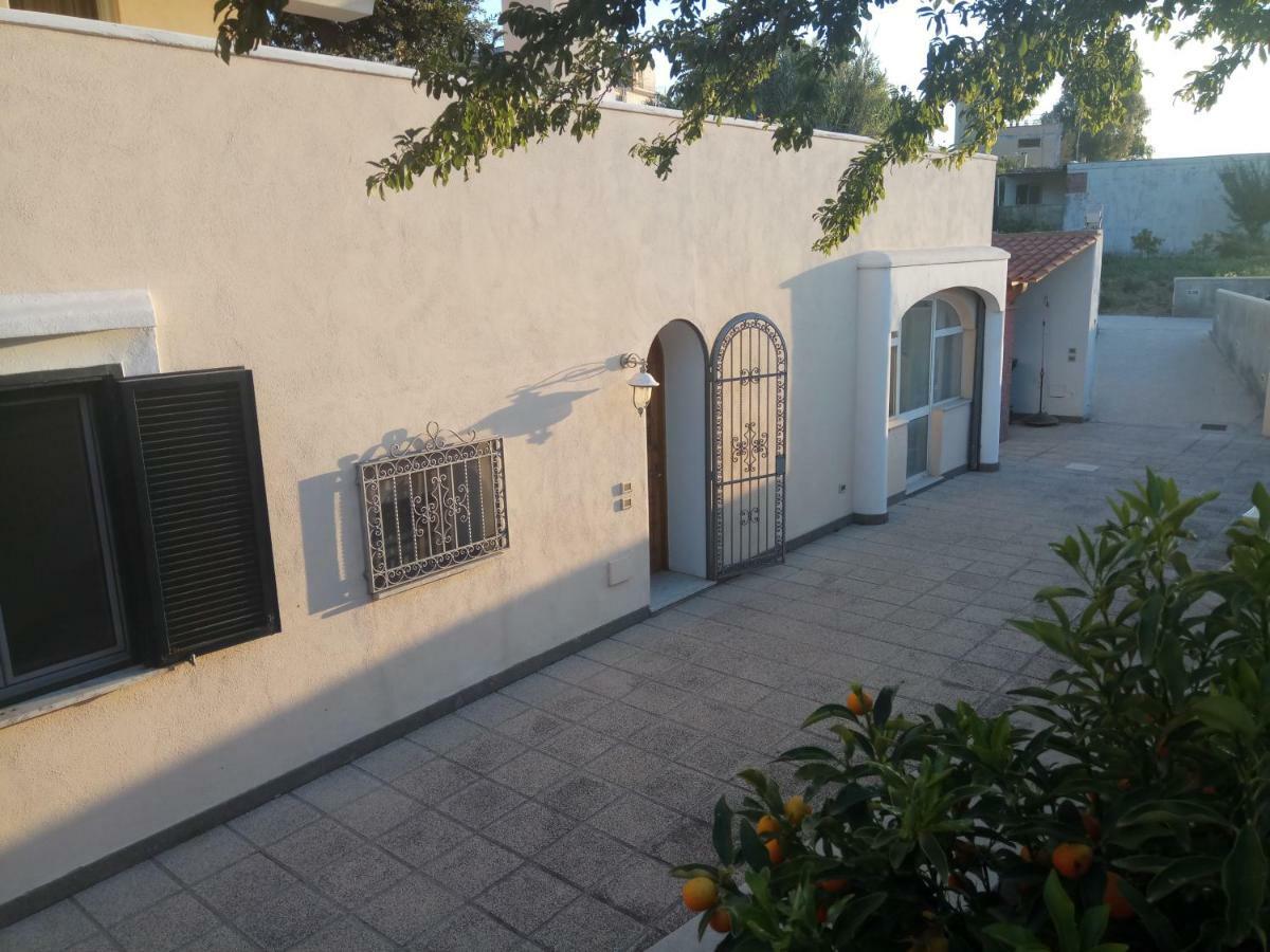 Villa Pithecusa Иския Екстериор снимка